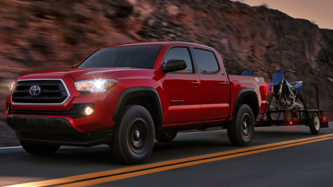 toyota-tacoma-towing