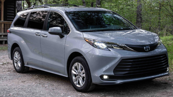 Driven: 2022 Toyota Sienna Review