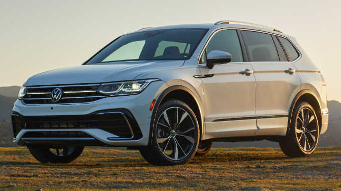 Best Panoramic Sunroofs on Cars and SUVs