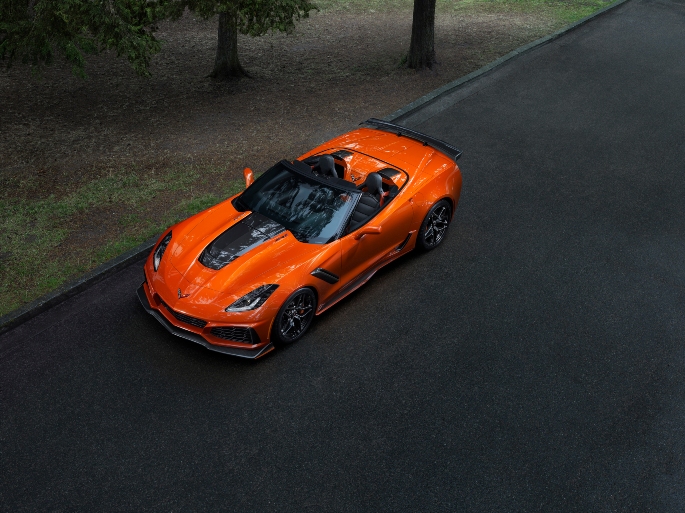 2019-Chevrolet-Corvette-ZR1-Convertible-016