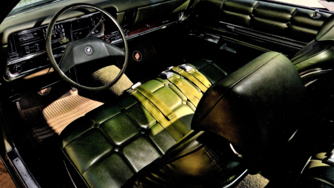 1969-buick-riviera-int