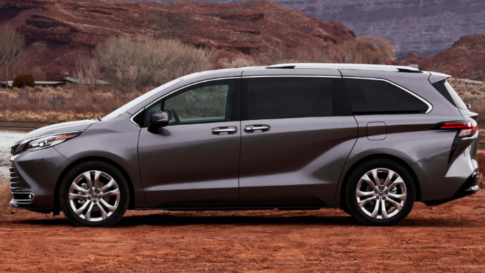 2023 Toyota Sienna In-Depth Photos