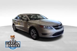 Ford 2010 Taurus