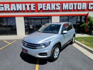 Volkswagen 2012 Tiguan