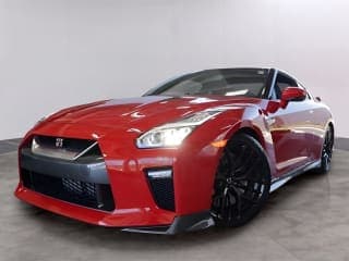 Nissan 2017 GT-R