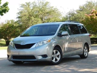 Toyota 2011 Sienna