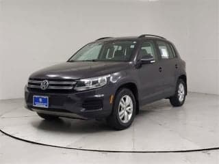 Volkswagen 2016 Tiguan