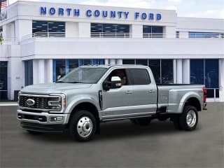 Ford 2023 F-450 Super Duty