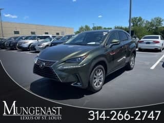 Lexus 2021 NX 300