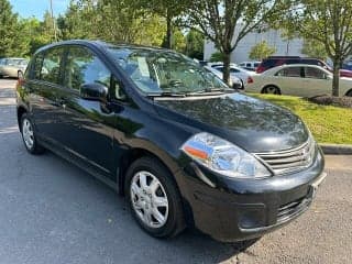 Nissan 2010 Versa