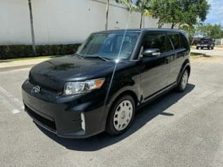 Scion 2015 xB