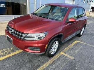 Volkswagen 2012 Tiguan