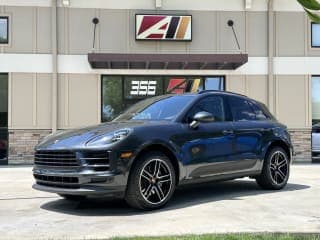 Porsche 2021 Macan