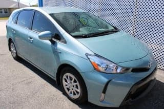 Toyota 2017 Prius v