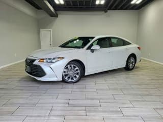 Toyota 2022 Avalon