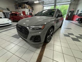 Audi 2021 SQ5