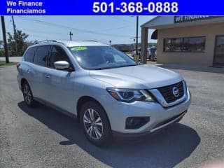 Nissan 2017 Pathfinder