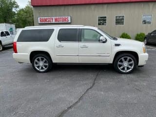 Cadillac 2011 Escalade ESV