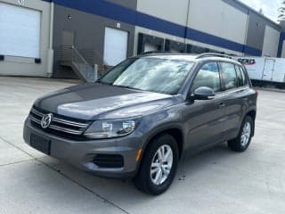 Volkswagen 2015 Tiguan