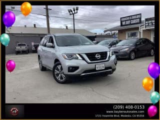 Nissan 2020 Pathfinder