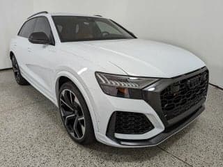 Audi 2024 RS Q8