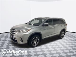 Toyota 2019 Highlander Hybrid