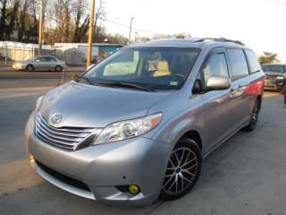 Toyota 2011 Sienna