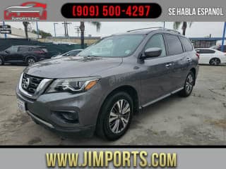 Nissan 2017 Pathfinder