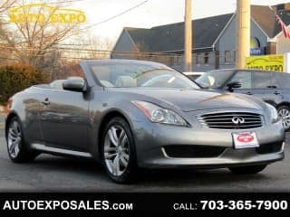 Infiniti 2010 G37