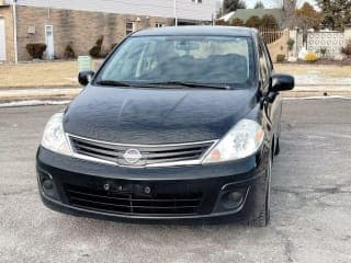 Nissan 2010 Versa