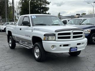 Dodge 2001 Ram Pickup 2500