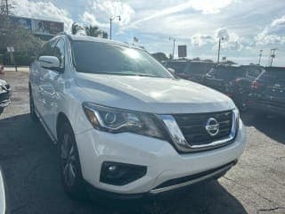 Nissan 2020 Pathfinder