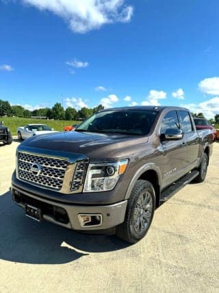 Nissan 2018 Titan