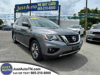 Nissan 2017 Pathfinder