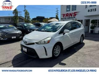 Toyota 2017 Prius v