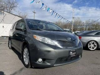 Toyota 2011 Sienna