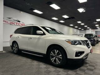 Nissan 2017 Pathfinder