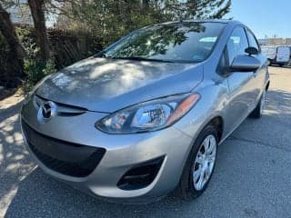 Mazda 2013 Mazda2