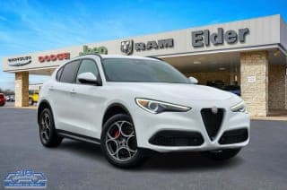 Alfa Romeo 2022 Stelvio