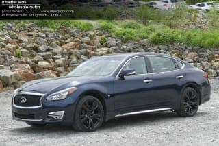 Infiniti 2017 Q70L