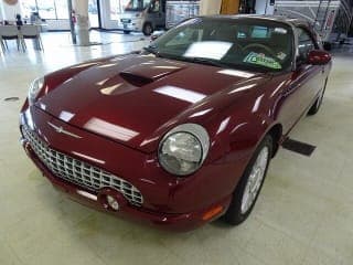 Ford 2004 Thunderbird