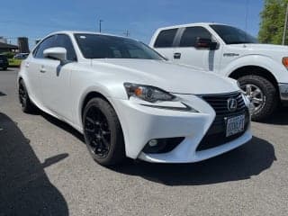 Lexus 2016 IS 200t