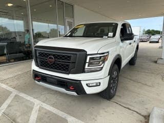 Nissan 2023 Titan