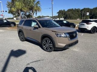 Nissan 2024 Pathfinder