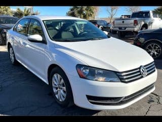 Volkswagen 2012 Passat