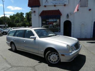 Mercedes-Benz 2002 E-Class