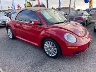 Volkswagen 2010 New Beetle