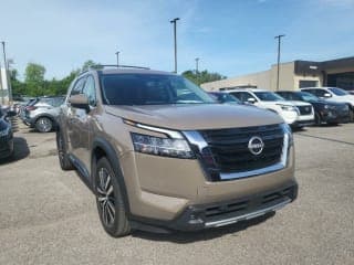 Nissan 2024 Pathfinder