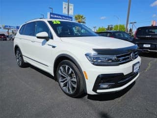 Volkswagen 2020 Tiguan