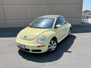 Volkswagen 2006 New Beetle